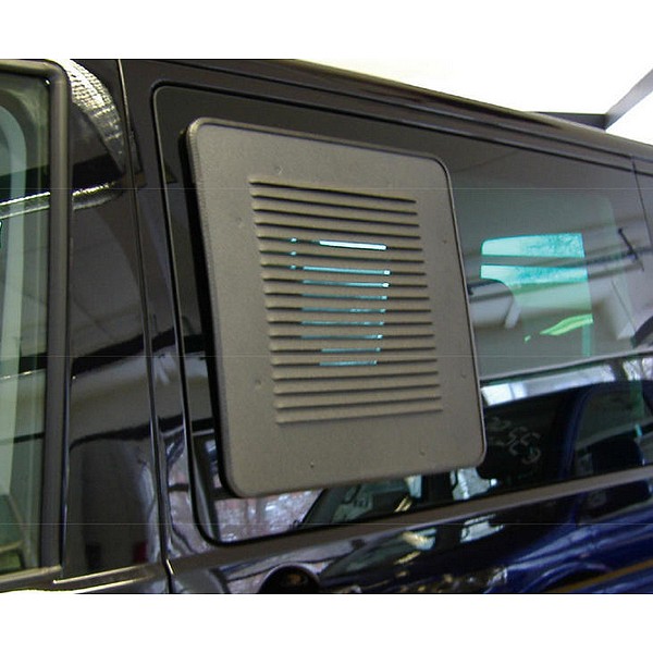 Vetracia mriežka pre posuvné okno VW T5, T6 b