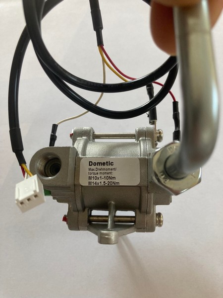 Plynový regulačný ventil série 7, 8 Dometic (2)