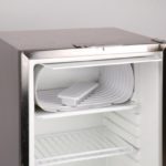 Vstavaná kompresorová chladnička s mrazničkou Carbest 40 l c