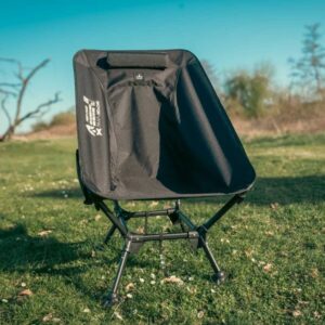 Skladacia kempingová stolička BusBoxx Defthike Free Lounge Chair - čierna